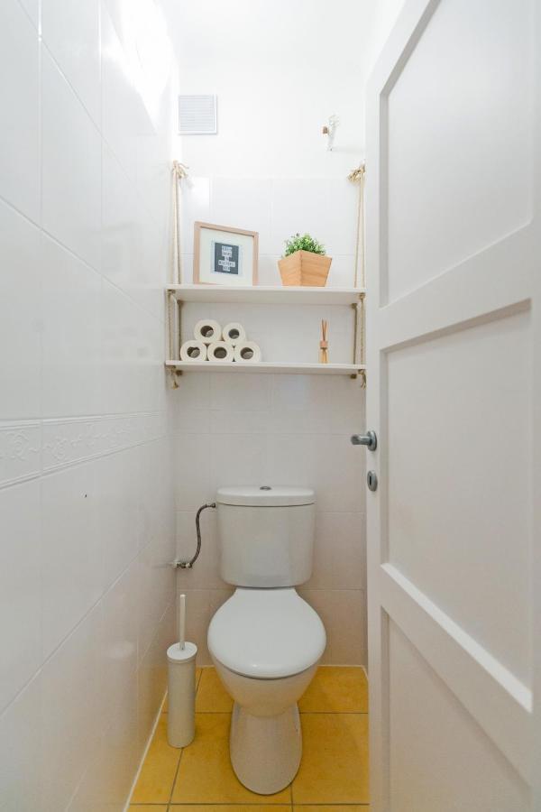 Peaceful Apartment Near Buda Castle And Chain Bridge Budapest Esterno foto